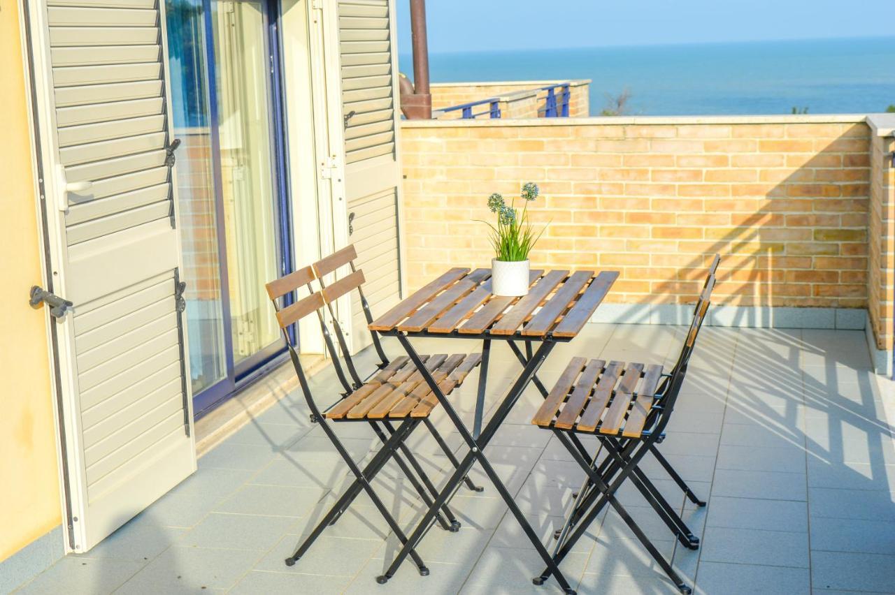 Homiday - Green Bay Village Pineto Exterior photo